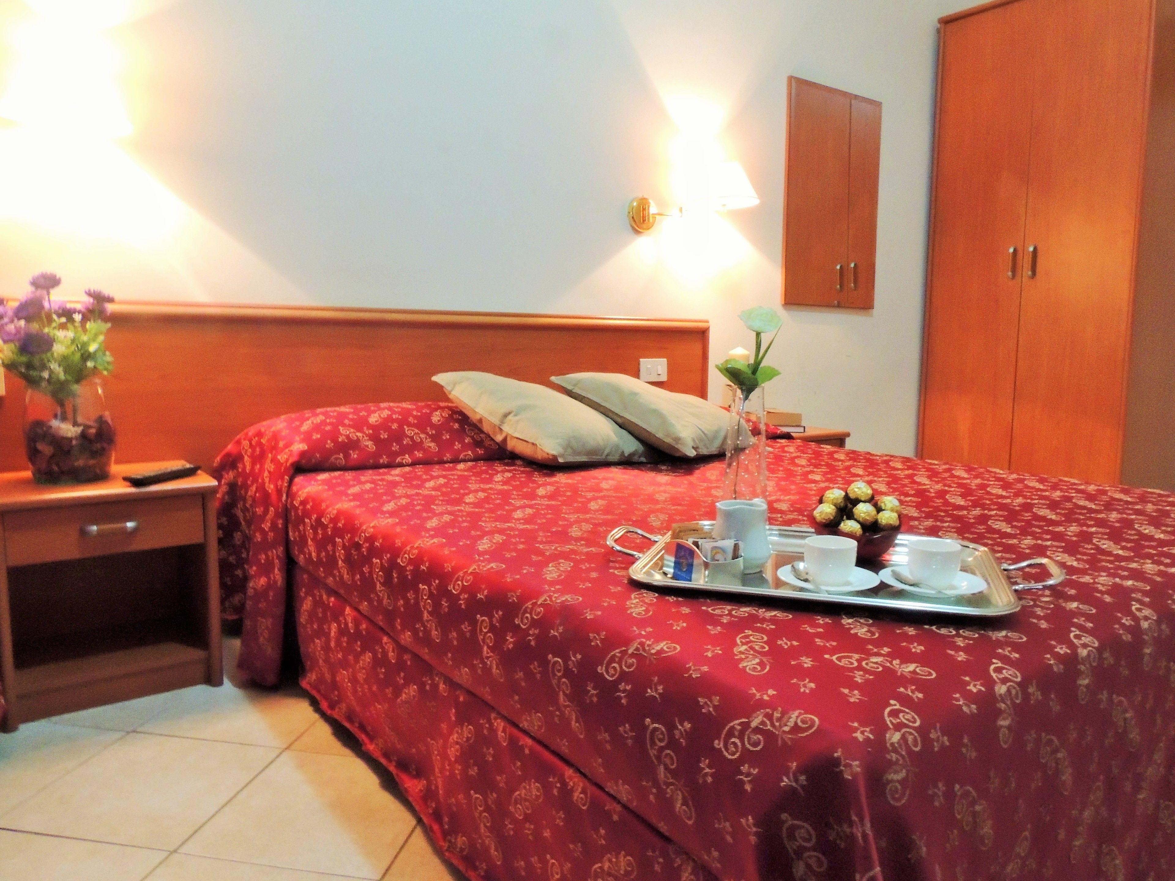 Florida Rooms - Comfort Hotel — Photos 1